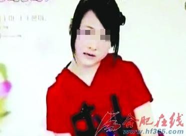 高三女生街頭遭割頸 嫌犯指認(rèn)現(xiàn)場(chǎng)遭千人追打