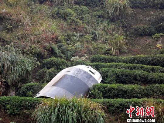 落在江西省遂川縣湯湖鎮(zhèn)高塘村的衛(wèi)星整流罩殘骸。