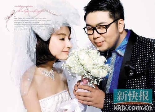 杜海濤向吳昕“求婚”。
