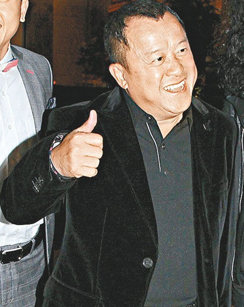 曾志偉前日歡天喜地出席婚宴，想不到會卷入是非。
