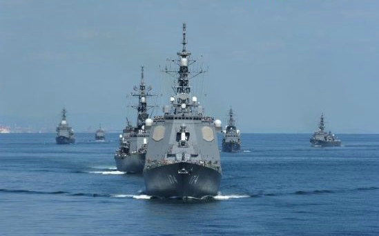 資料圖：日本海上自衛(wèi)隊第四護(hù)衛(wèi)群的霧島號宙斯盾驅(qū)逐艦。