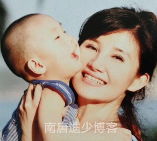 網(wǎng)曝44歲林永健3歲兒子近照 “小眼睛”像足了爸爸！