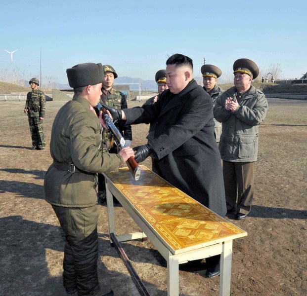 金正恩視察多支西南海防部隊(duì)