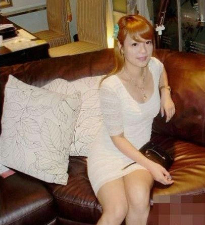 貴族學校奢侈生活：學生猖狂法拉利常見