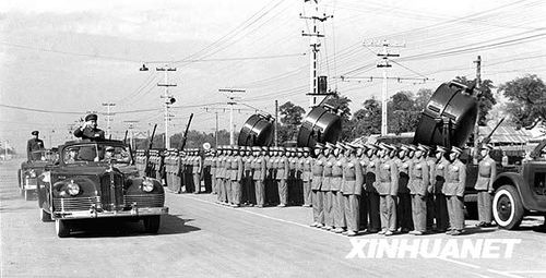 1953年國慶閱兵 人民軍隊(duì)正規(guī)化建設(shè)成果