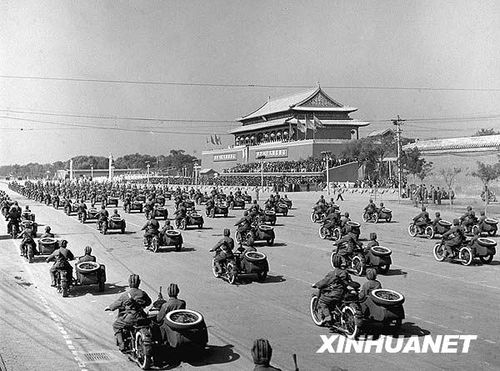 1953年國慶閱兵 人民軍隊(duì)正規(guī)化建設(shè)成果