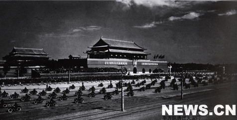 1953年國慶閱兵 人民軍隊(duì)正規(guī)化建設(shè)成果
